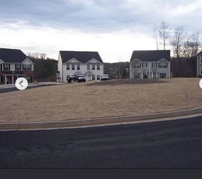 Building Photo - 465 Inkberry Dr