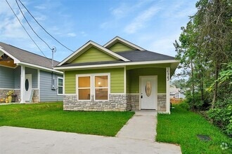 Building Photo - 16943 W Dounreay St