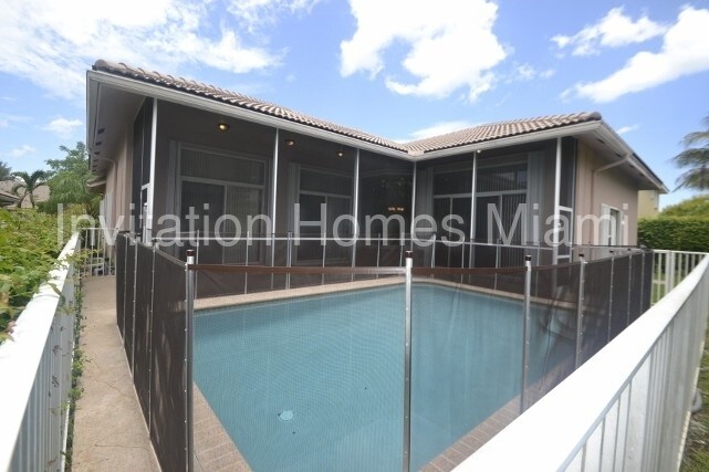 Foto del edificio - 12320 NW 52nd Ct