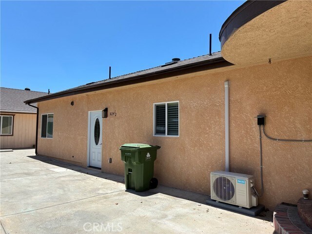 Foto del edificio - 1634 W 214th St