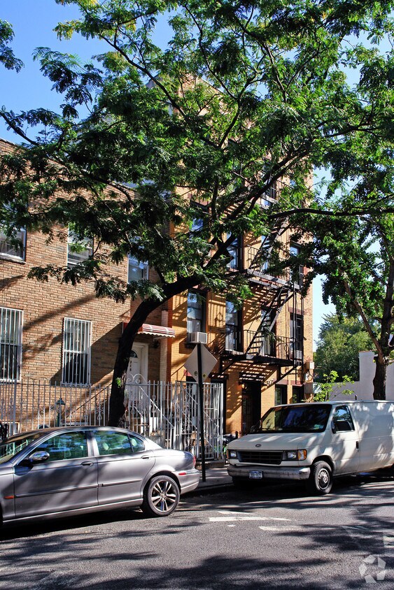 Foto del edificio - 317 Pacific St