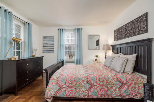 Foto del edificio - Delaware Park Apartments