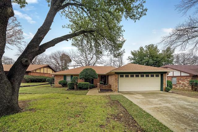 Foto principal - 3019 Bramble Oaks Ct