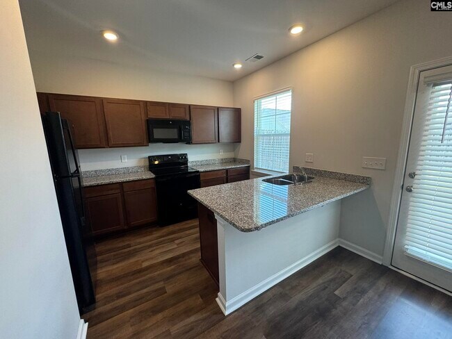 Foto del edificio - 214 Bluewing Dr