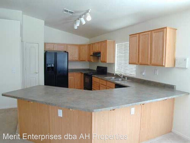 Foto del edificio - 3 br, 2 bath House - 2640 E ANDERSON DR