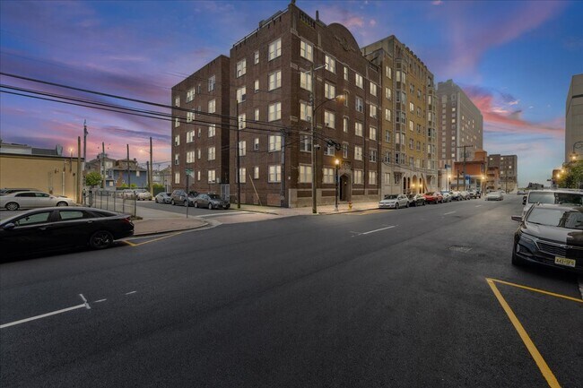 Foto del edificio - 33 S Iowa Ave
