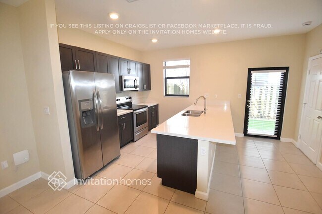 Foto del edificio - 2835 SW 16th Terrace