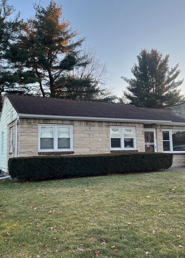 Foto del edificio - Pennsylvania Ave.