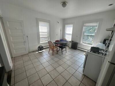 Foto del edificio - 86 Kirkland St