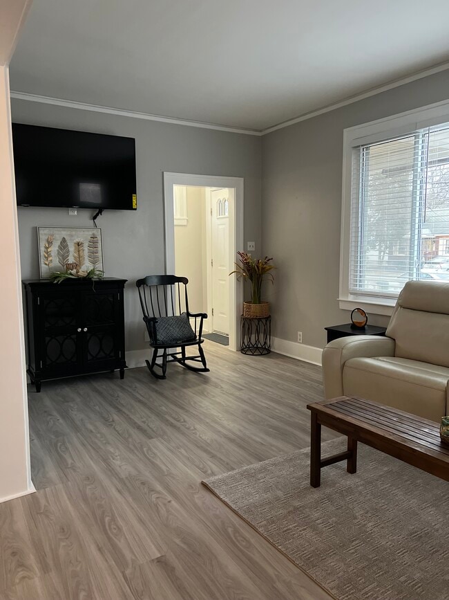 Building Photo - 2824 Parker St