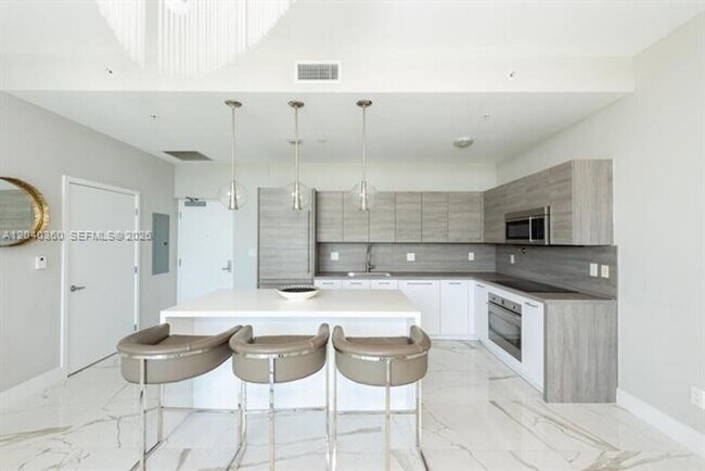 Photo - 400 Sunny Isles Blvd cu-104 Apartment