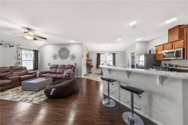 Building Photo - 6804 SW Whitmarsh Rd