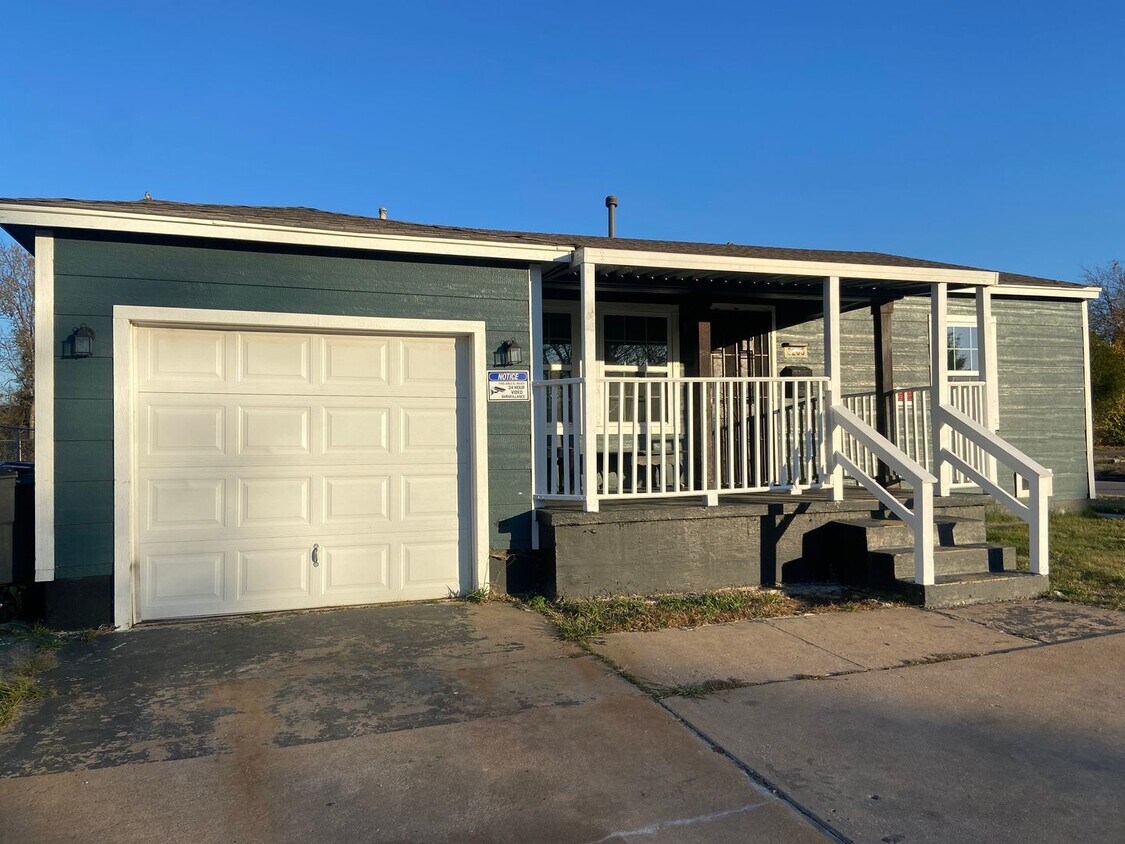 Foto principal - Section 8 Welcome -3 Bed/1 Bath