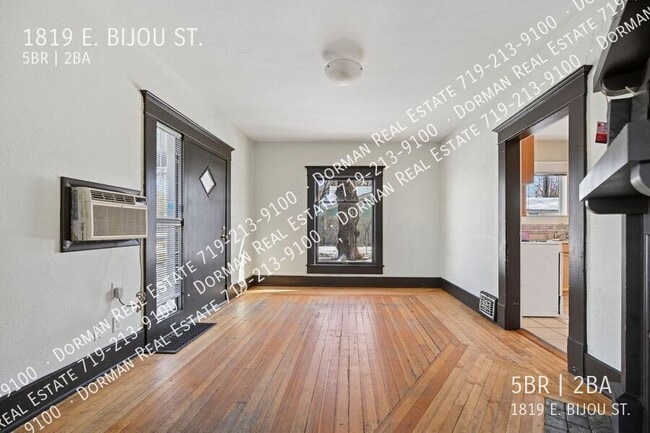 Building Photo - 1819 E Bijou St