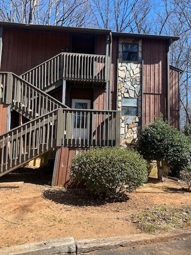Primary Photo - ****1/2 off first full of month of rent ****