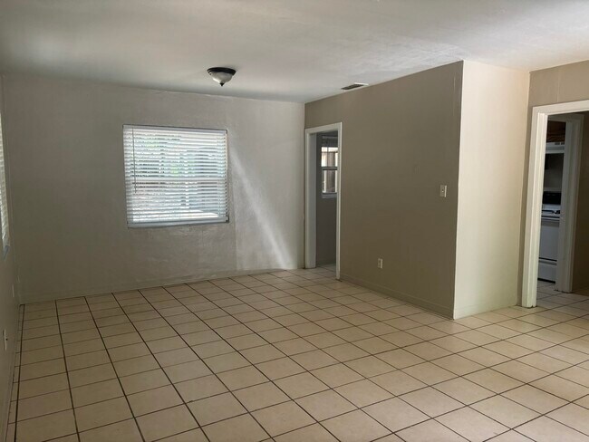 Foto del edificio - 1629 Rankin Ave