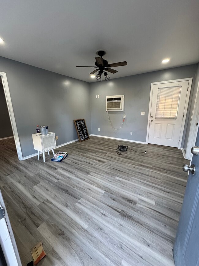 Building Photo - 1054 Johnnie Bud Ln