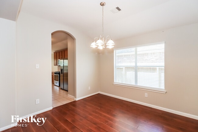 Foto del edificio - 2503 Little Forest Ct