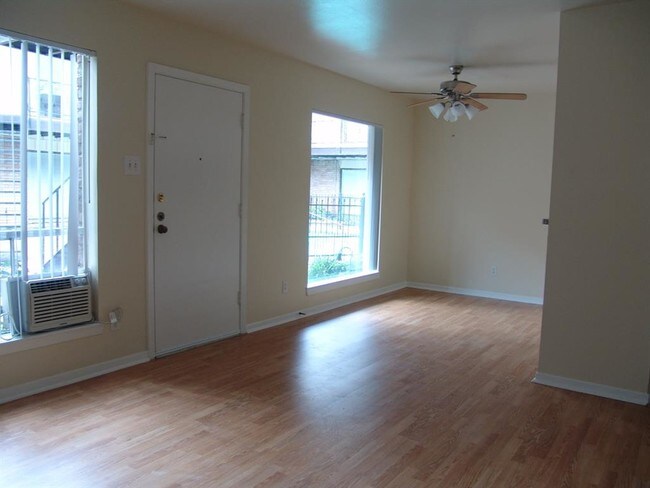 Foto del edificio - 3314 Branard St