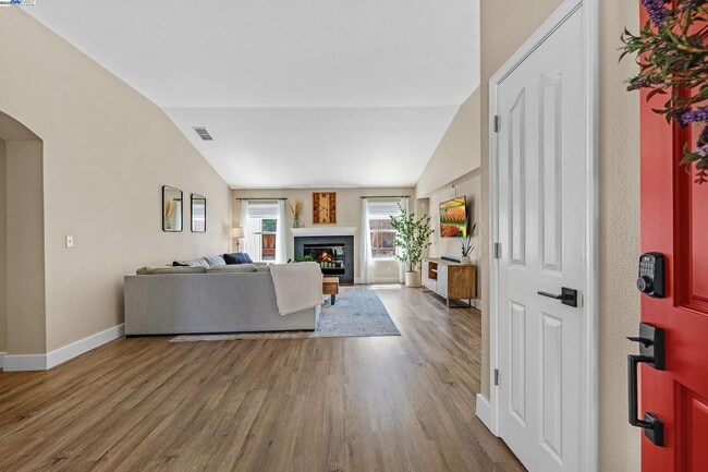 Building Photo - 1636 Green Springs Ct