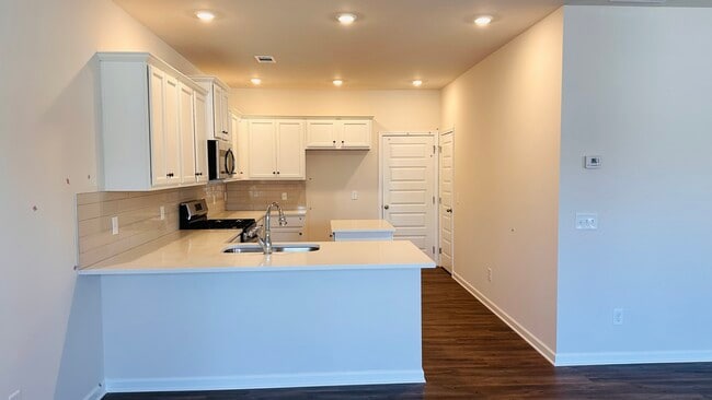 Photo - 69 Windover Wy House