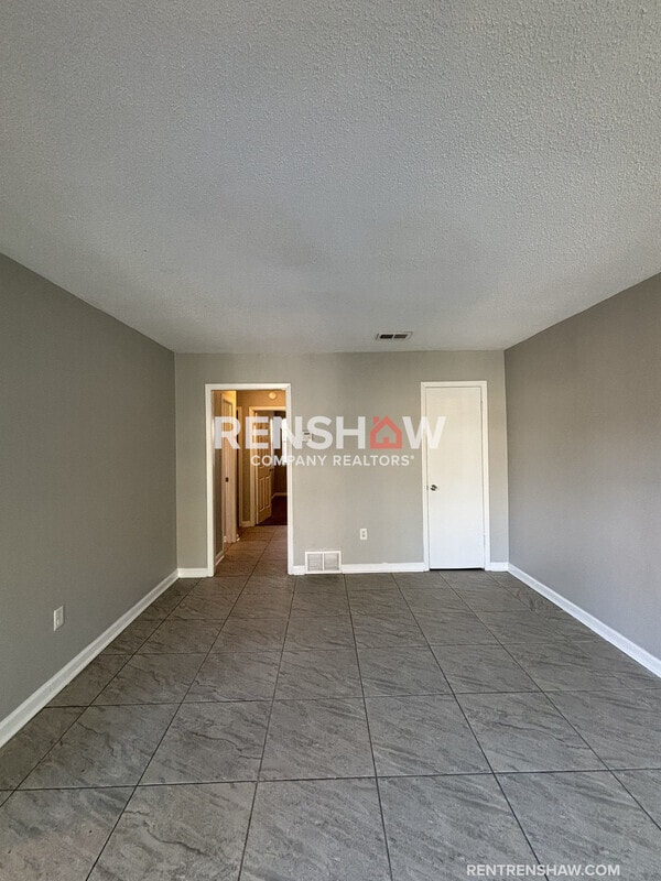 Building Photo - 2998 Elbert Cove