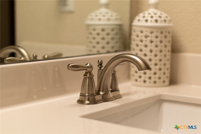 Foto del edificio - 4910 Ledgestone Trail
