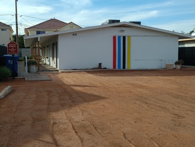 Foto del edificio - 1418 S Stanley Pl