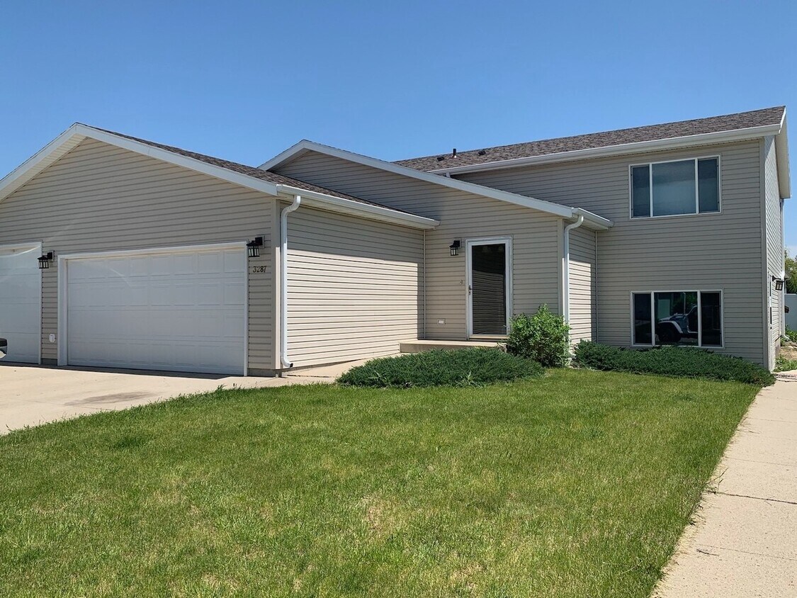 Foto principal - 3287 Bethany Loop