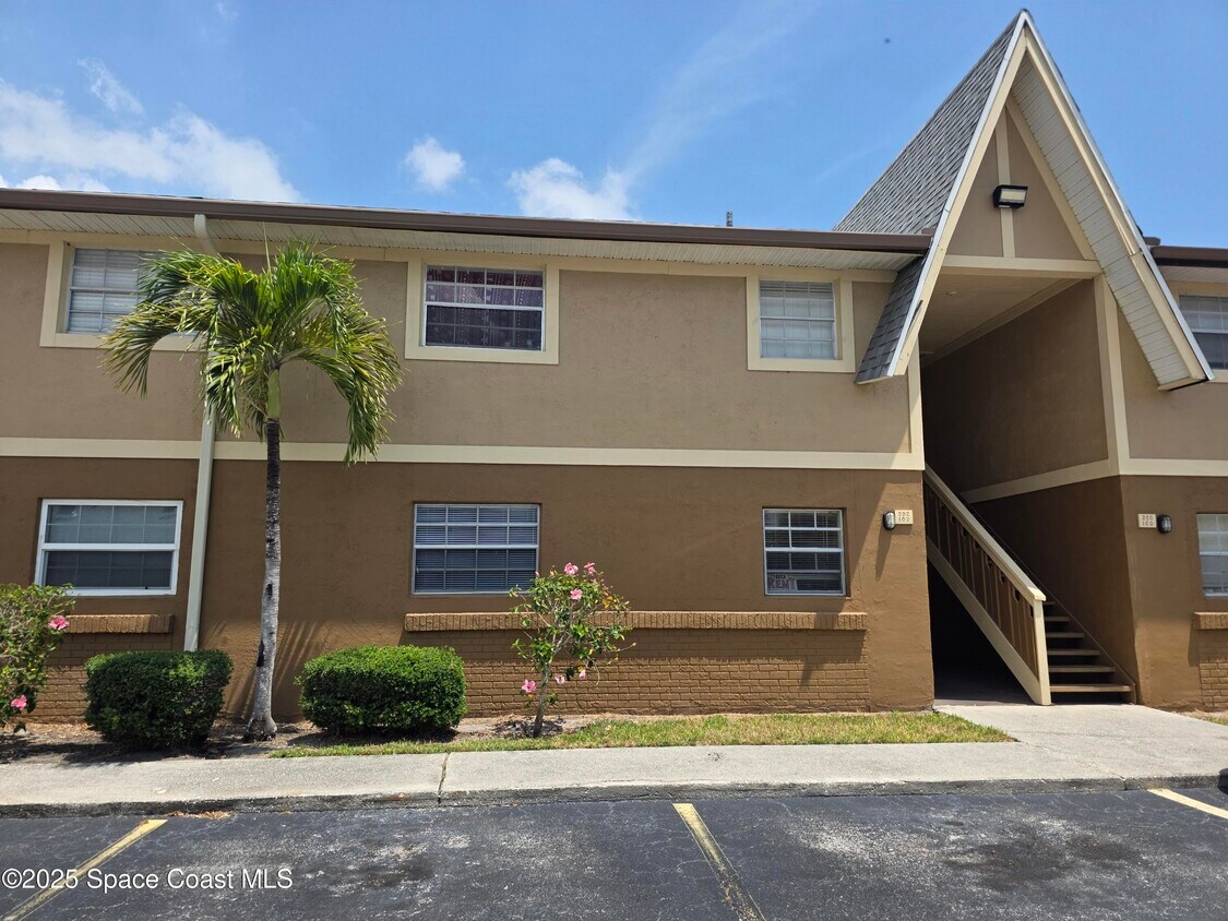 Foto principal - 102 Preston Ln