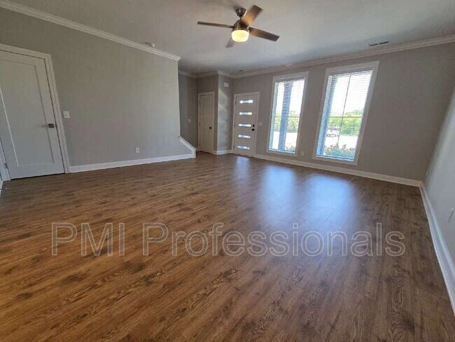 Building Photo - 1373 Rebecca Johns Dr