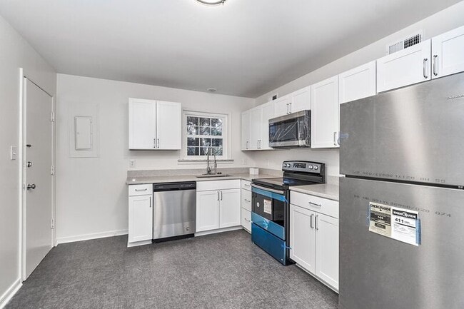 Building Photo - 4511 Forest Hill Avenue