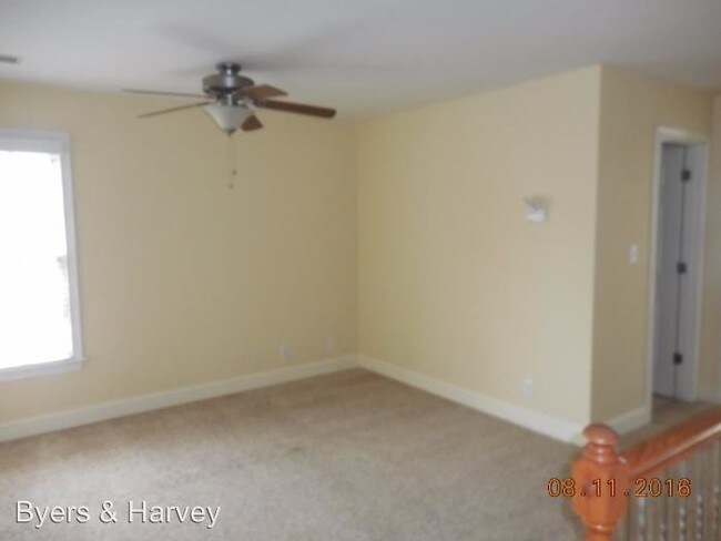 Building Photo - 2 br, 2.5 bath House - 119 Mcclure Street