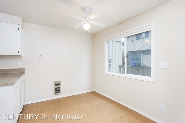 Foto del edificio - 2 br, 1.5 bath House - 5125 SW 62nd Avenue