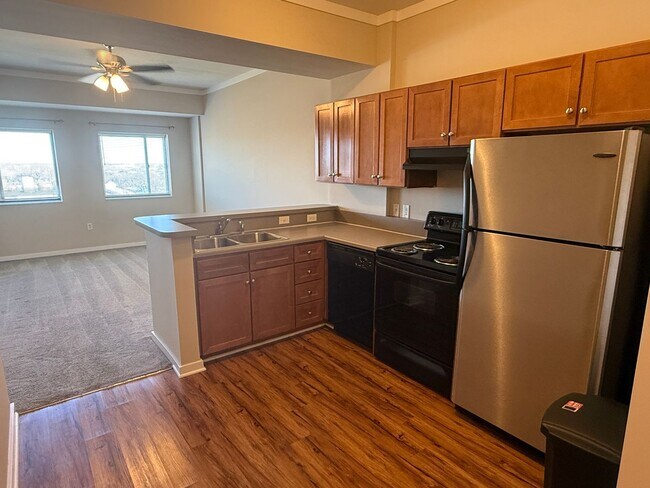 Foto del edificio - 715 N Church St