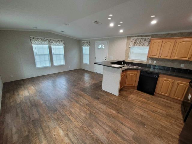 Building Photo - Brand New home in 55+ Community