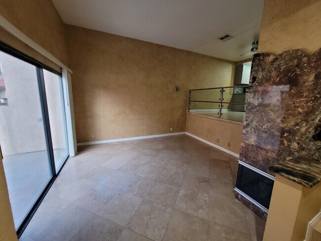 Foto del edificio - 27657 Ironstone Dr