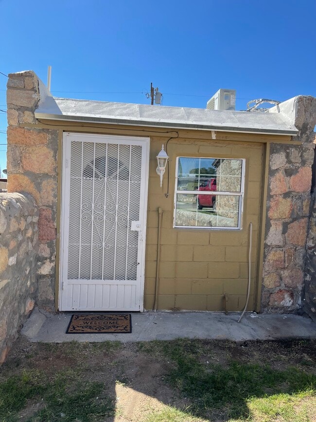 Building Photo - 3812 Jefferson Ave