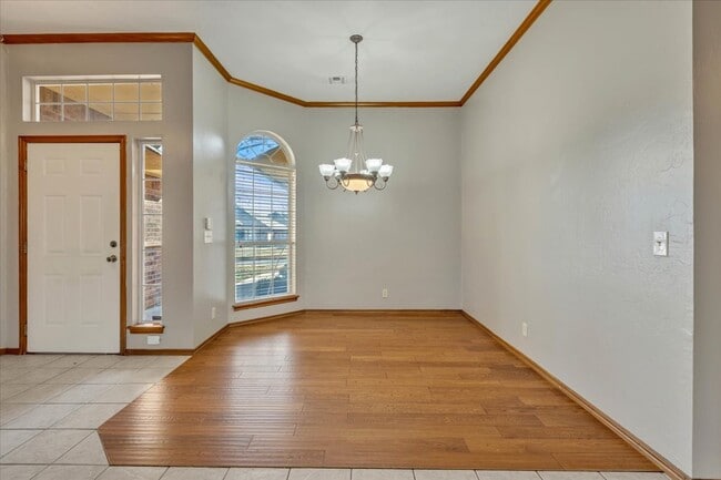 Building Photo - 405 NW 142nd Cir