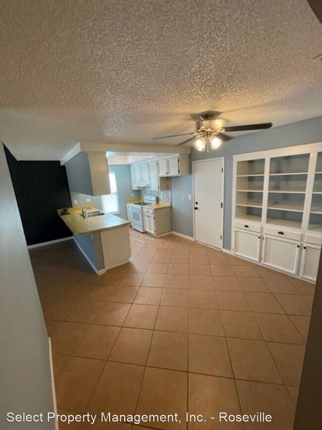 Foto del edificio - 3 br, 2 bath House - 1825 Vista Creek Dr.