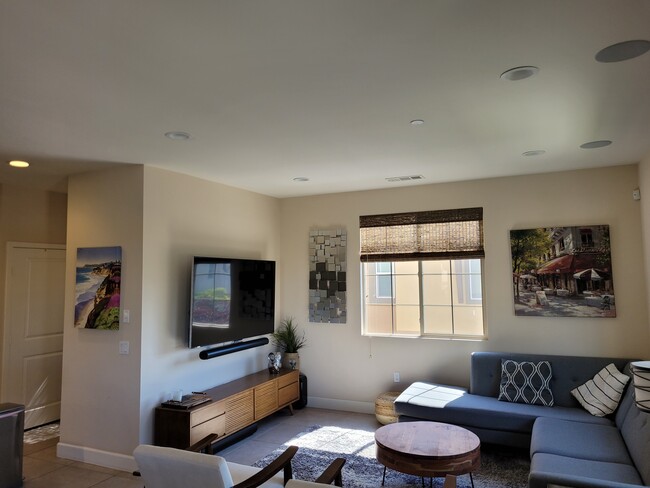 Building Photo - 1255 Via Lucero