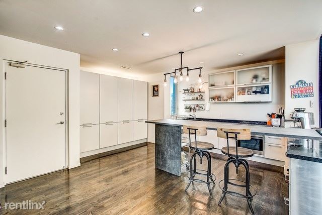 Foto del edificio - 3127 N Ashland Ave