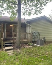 Building Photo - 1337 S Hickory Grove Ln
