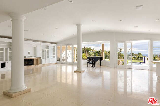 Building Photo - 1630 Carla Ridge