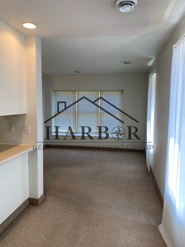 Foto del edificio - 146 S Broadway Ave