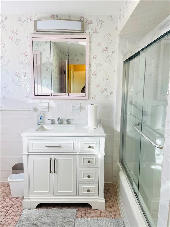 Foto del edificio - 241 Huxley Ave