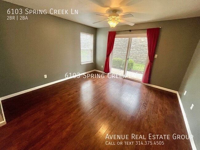 Building Photo - Beautiful 2 bedroom, 2 full bath