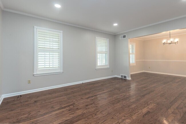 Foto del edificio - 1539 Brookside Dr