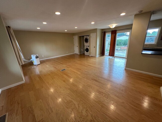Foto del edificio - Great Location! Charming Ranch in University Hills- Large Lot!