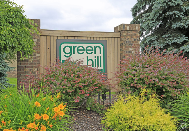 Foto del edificio - Green Hill Apartments